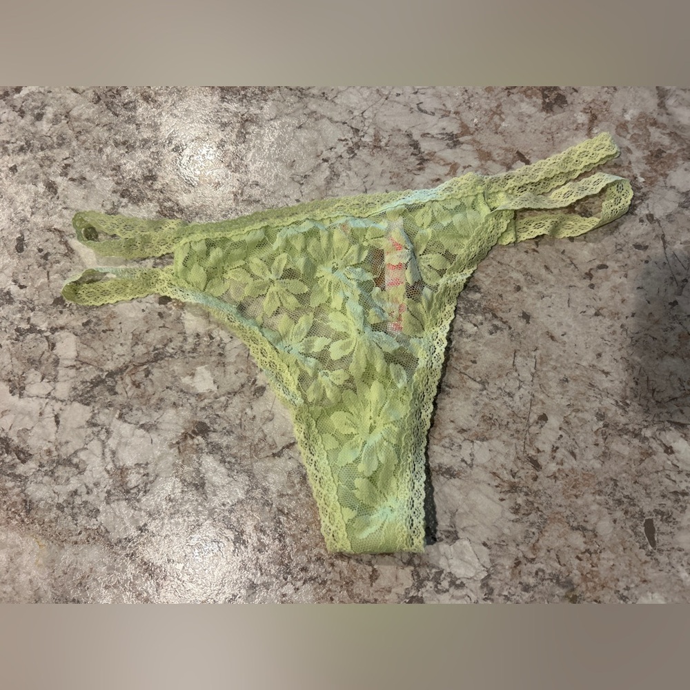 VS PINK Double Strap Thong Panty Lace Floral Large NWT Lime Green